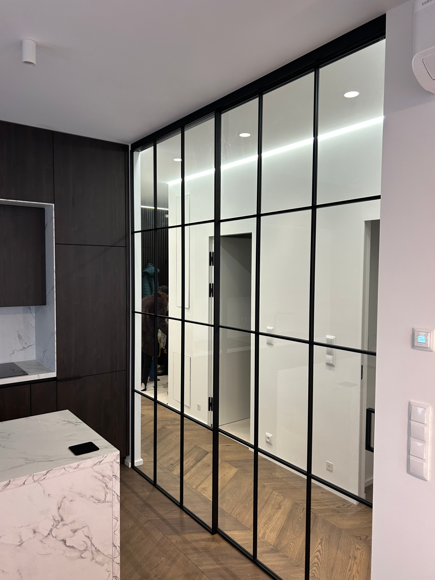 Skleněné příčky a dveře